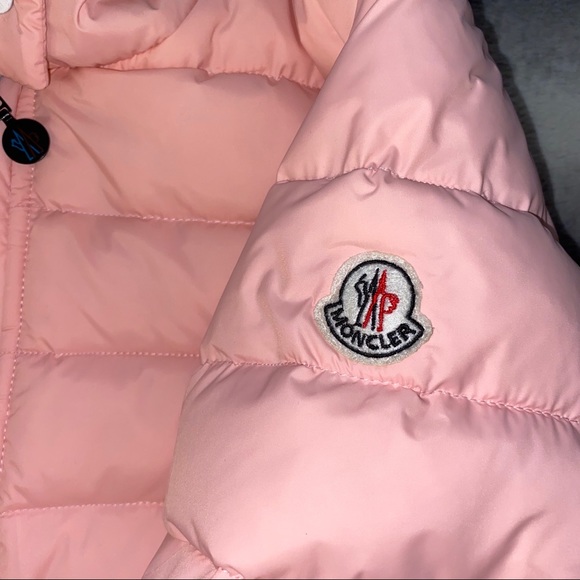 🚫SOLD🚫 Moncler Girls Pink Down Puffer Coat - Picture 4 of 8